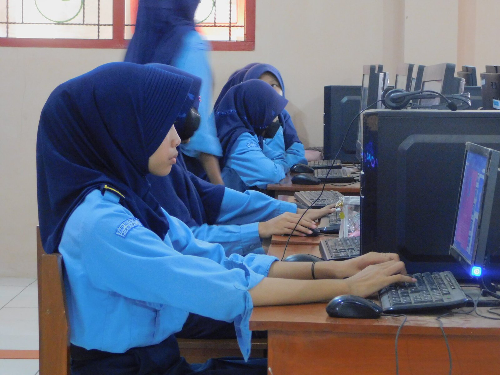 Gladi UNBK h1, sesi 1,2,3 lancar